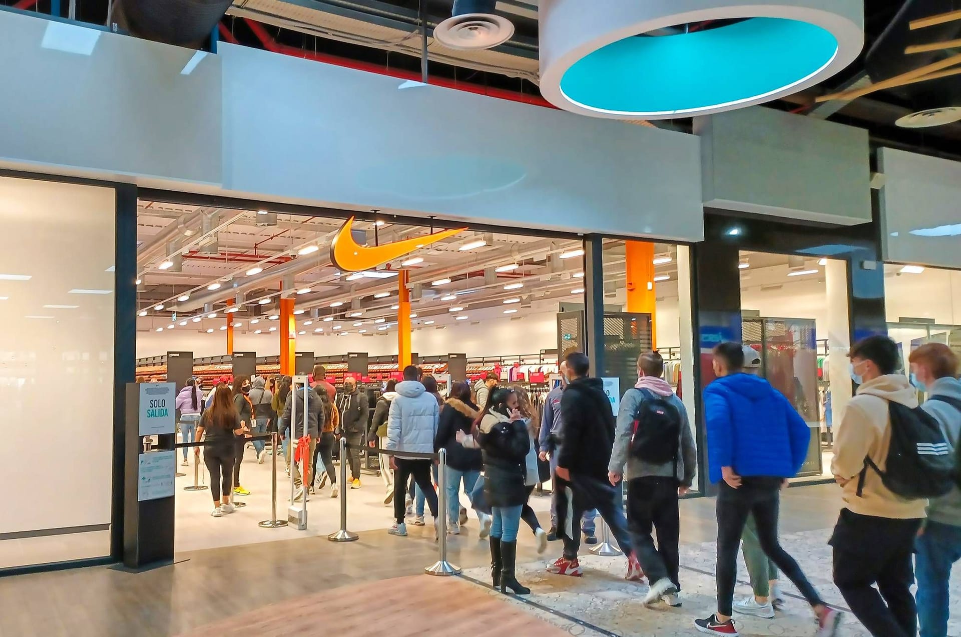 The Outlet Stores Alicante su tienda Nike Clearance única en España - GDWEB